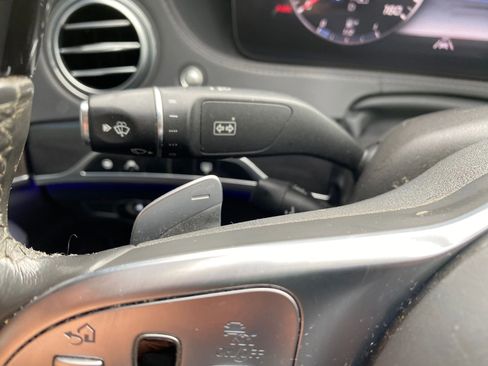 Used 2020 Mercedes-Benz S 560 4MATIC Sedan w/ Premium Package image 18