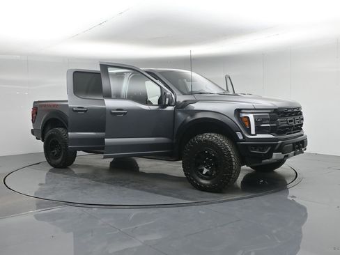 Used 2025 Ford F150 Raptor image 35