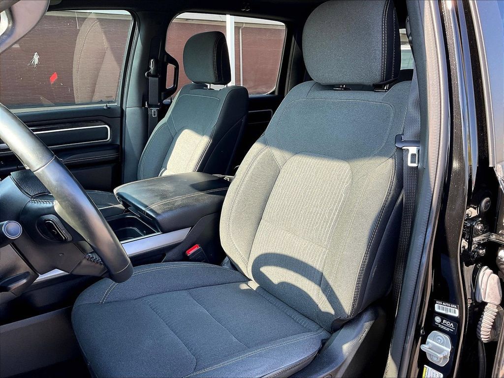Used 2023 RAM 1500 Big Horn AWD/4WD image 8