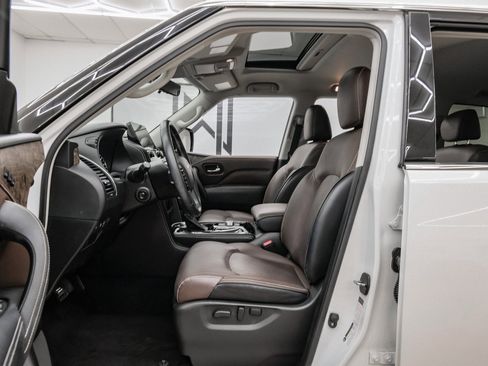 Used 2023 INFINITI QX80 Premium Select w/ Cargo Package image 37