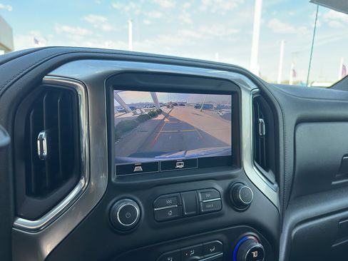 Used 2022 Chevrolet Silverado 1500 LT Trail Boss w/ LT Trail Boss Premium Package image 21