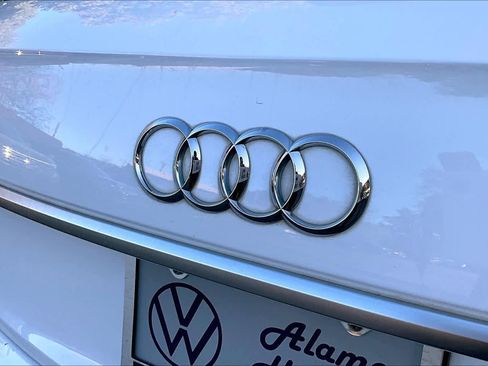 Used 2021 Audi Q5 Premium w/ Convenience Package image 33