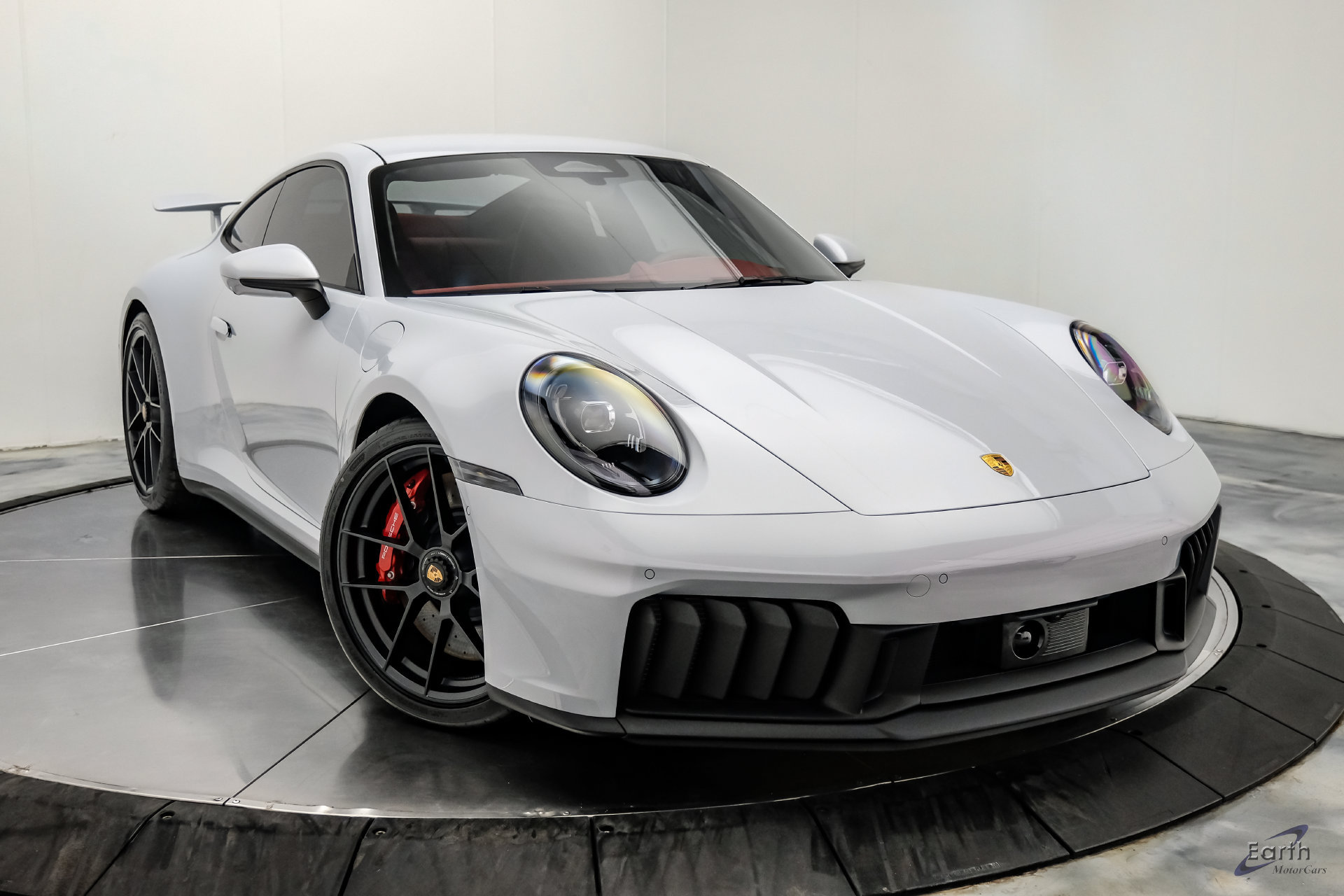 Used 2026 Porsche 911 Carrera GTS RWD image 30