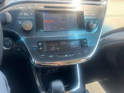 Used 2013 Toyota Avalon XLE FWD image 13