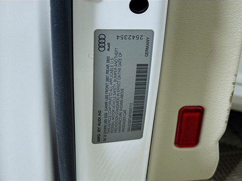 Used 2023 Audi A6 2.0T Premium w/ Convenience Package image 31