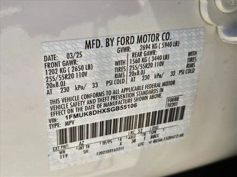 Used 2025 Ford Explorer Active w/ Active Comfort Package image 27