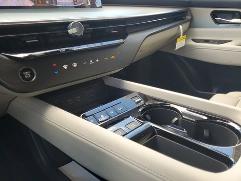 New 2026 Nissan Murano SL image 14