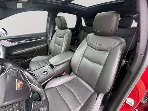 Used 2024 Cadillac XT5 Premium Luxury AWD/4WD image 24