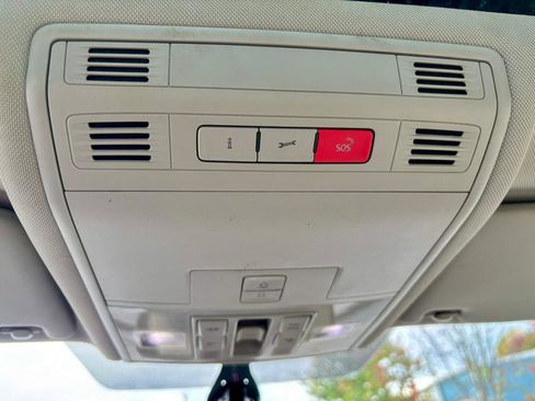 Used 2017 Volkswagen Golf Alltrack SEL image 26