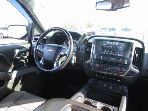 Used 2018 Chevrolet Silverado 1500 LT w/ All Star Edition image 20
