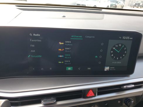 Used 2024 Kia Sorento LX image 23