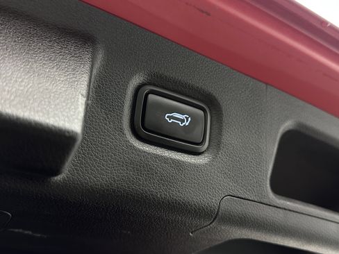 Used 2022 Hyundai Santa Fe SEL w/ Convenience Package FWD image 30