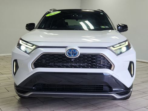 Used 2022 Toyota RAV4 XSE w/ Premium Package AWD/4WD image 8