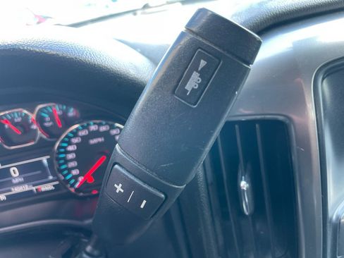 Used 2019 Chevrolet Silverado 1500 LT image 22