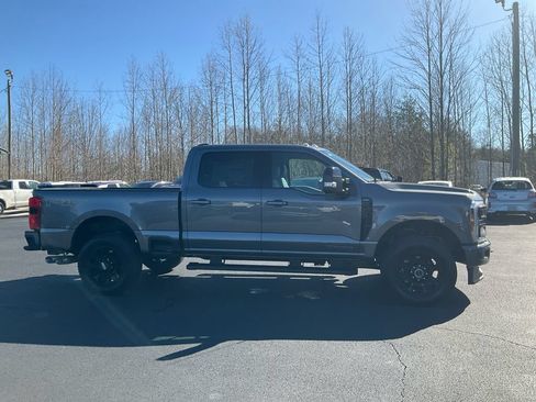 New 2026 Ford F250 Lariat w/ Black Appearance Package AWD/4WD image 4