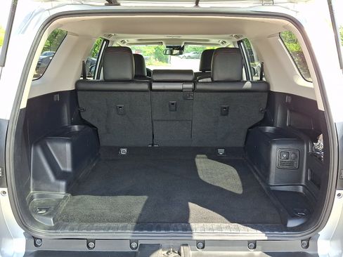 Used 2023 Toyota 4Runner TRD Off-Road Premium w/ Moonroof Package AWD/4WD image 28