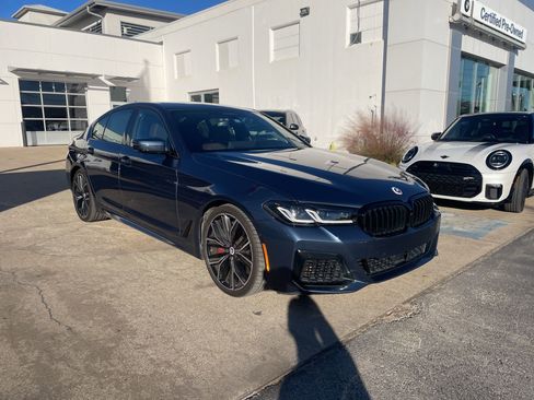 Certified 2023 BMW M550i xDrive w/ Executive Package image 4