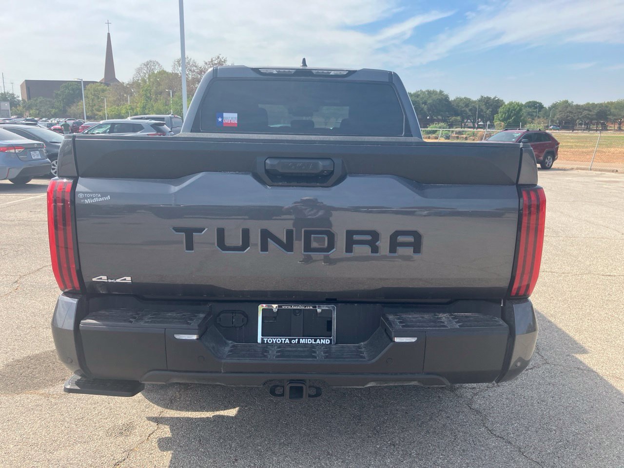 Used 2026 Toyota Tundra SR5 w/ SR5 Convenience Package AWD/4WD image 5