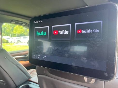 Used 2024 GMC Yukon Denali Ultimate AWD/4WD image 26