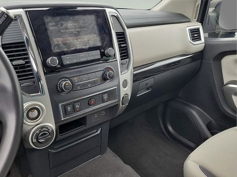 Used 2021 Nissan Titan SV w/ Accessory Utility Package AWD/4WD image 20