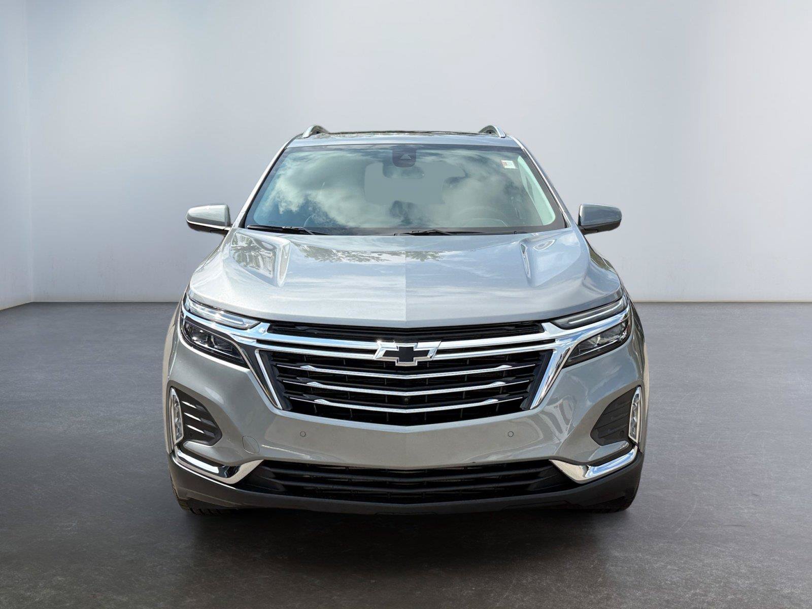 Used 2024 Chevrolet Equinox Premier FWD image 8