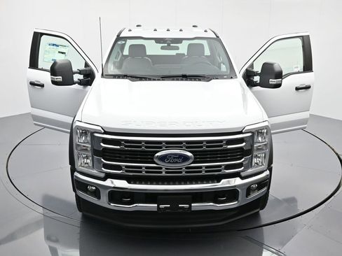 New 2026 Ford F550 4x4 Regular Cab Super Duty image 41
