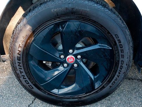 Used 2022 Jaguar F-PACE S image 21