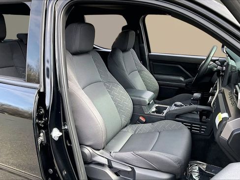 Used 2025 Toyota Tacoma SR5 image 22