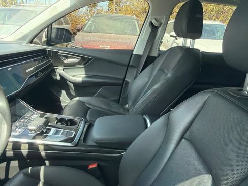 Used 2023 Audi Q7 2.0T Premium Plus w/ Premium Plus Package AWD/4WD image 5