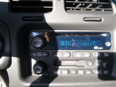 Used 2002 Chevrolet Monte Carlo SS w/ Pace Car Replica Pkg image 10