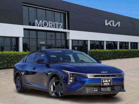 Certified 2026 Kia K4 LXS image 1