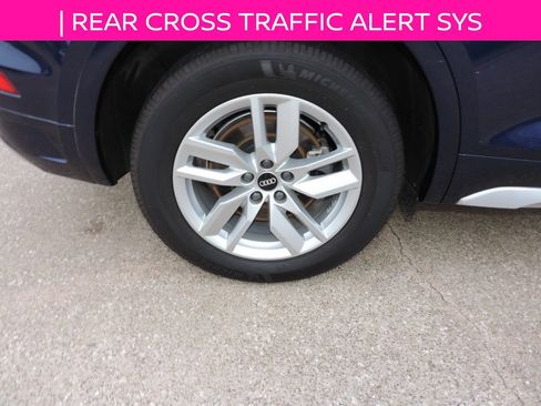 Used 2022 Audi Q5 2.0T Premium w/ Convenience Package AWD/4WD image 15