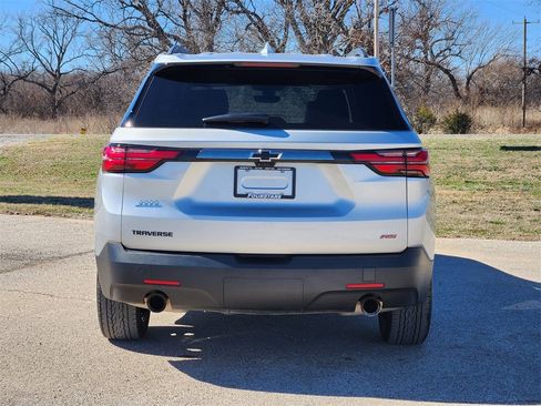 Used 2022 Chevrolet Traverse RS image 6
