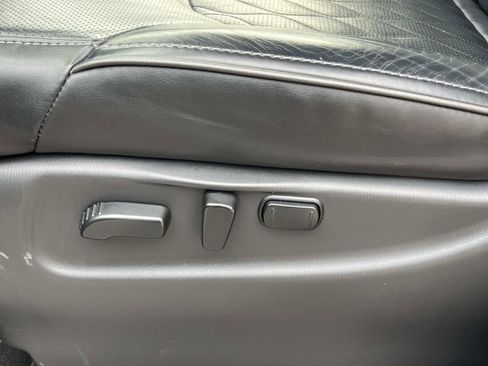 Used 2021 INFINITI QX80 Sensory w/ All-Season Package image 23