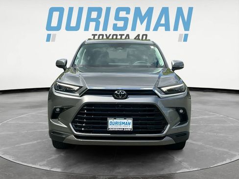 New 2026 Toyota Grand Highlander AWD image 2