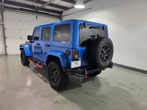 Used 2016 Jeep Wrangler Unlimited Sahara AWD/4WD image 5
