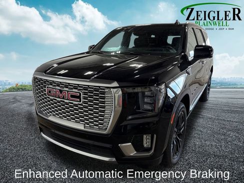 Used 2023 GMC Yukon Denali w/ LPO, Floor Liner Package image 16