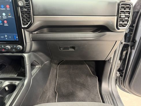 Used 2025 Ford Ranger XLT w/ Trailer Tow Package image 27