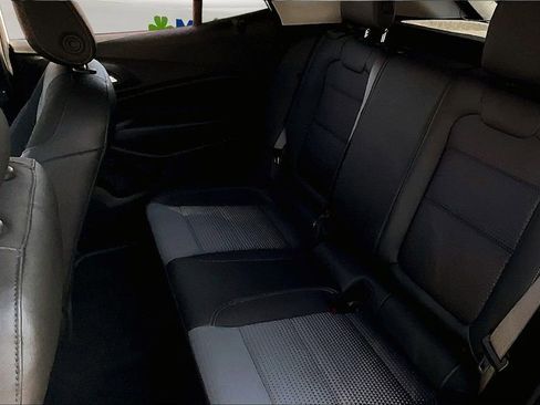 Used 2024 Chevrolet Trax LT w/ Driver Confidence Package image 21