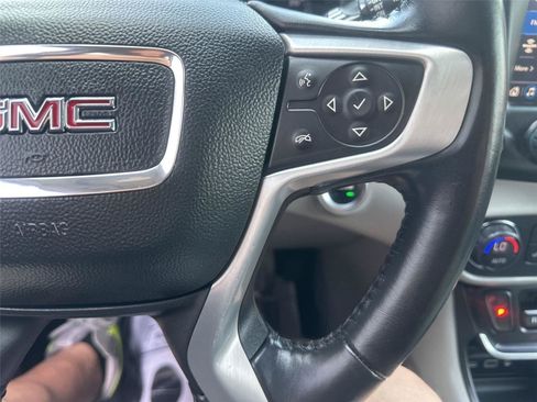 Used 2020 GMC Terrain SLT FWD image 29