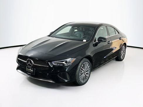 Used 2025 Mercedes-Benz CLA 250 CLA 250 image 3