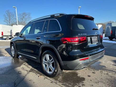 Certified 2022 Mercedes-Benz GLB 250 4MATIC image 5