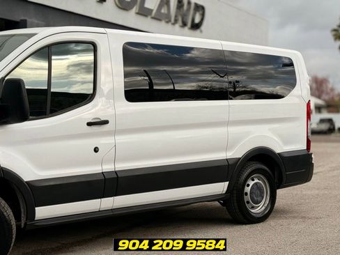 Used 2016 Ford Transit 150 XL RWD image 3
