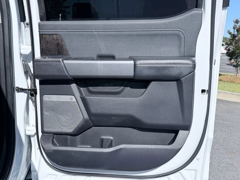 Used 2024 Ford F250 Lariat AWD/4WD image 35
