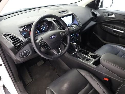 Used 2017 Ford Escape Titanium image 11