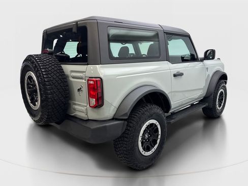 Used 2023 Ford Bronco 2-Door w/ Sasquatch Package AWD/4WD image 6