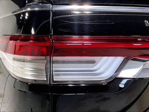 Used 2024 Lincoln Navigator Black Label AWD/4WD image 38