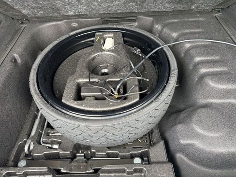 Used 2025 Mercedes-Benz GLE 53 AMG 4MATIC image 21
