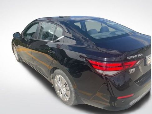 Used 2020 Nissan Sentra S image 6