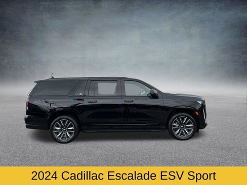 Used 2024 Cadillac Escalade ESV Sport image 3